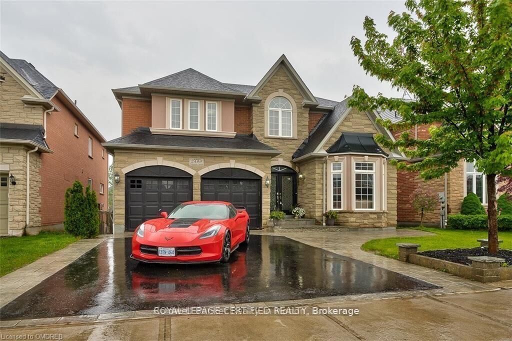 Property Photo:  2499 Highmount Crescent  ON L6M 4Z1 