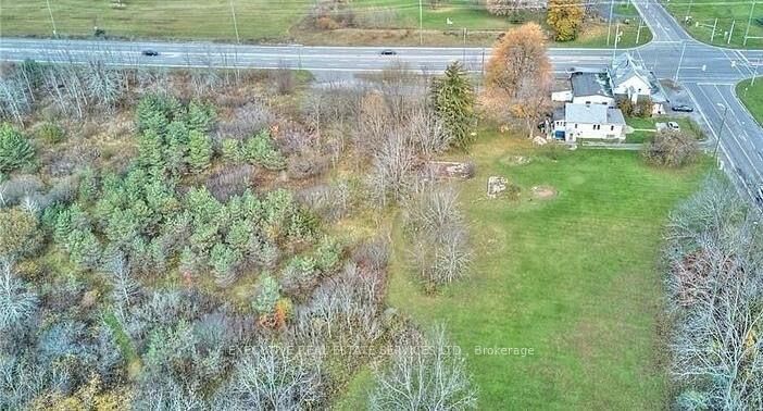 1043 Ridge Road N — photo 1