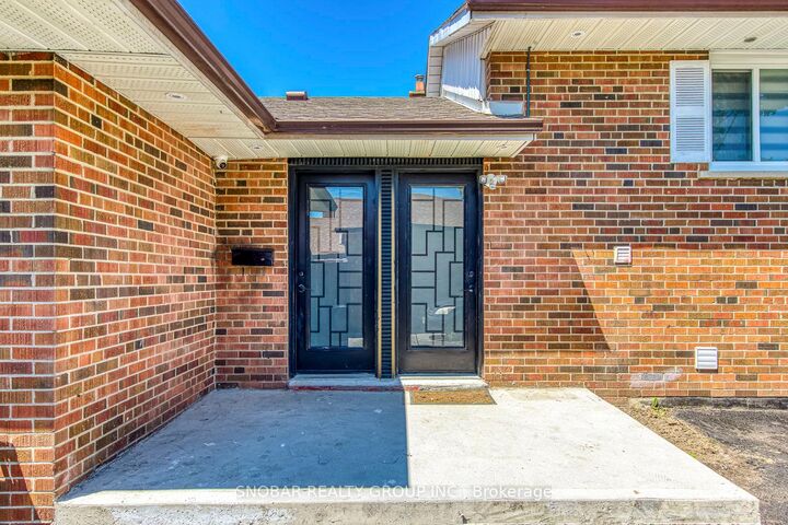 Property Photo:  99 Jeffcoat Drive  ON M9W 3B9 