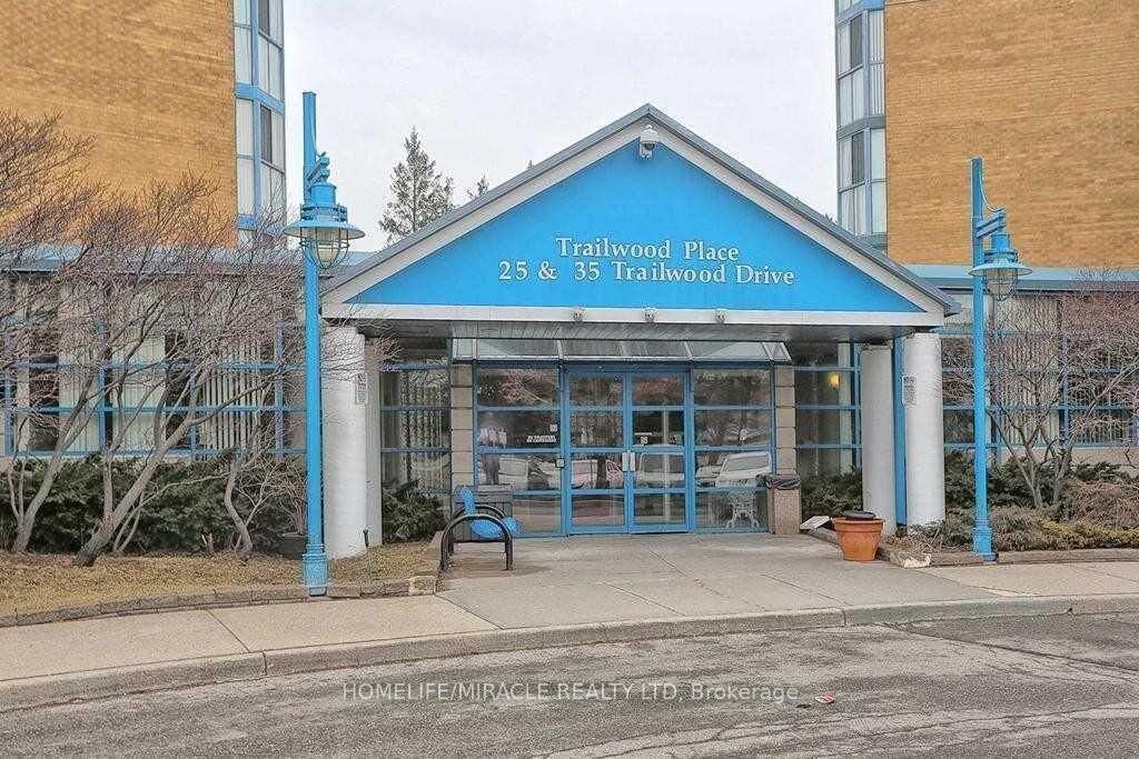 Property Photo:  35 Trailwood Drive 2217  ON L4Z 3L6 