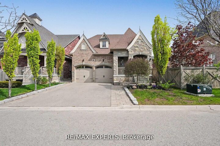 4 Sim Hill Crescent — photo 1