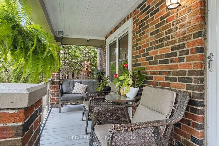 Property Photo: 10 Byron Avenue E ON N6C 1C5