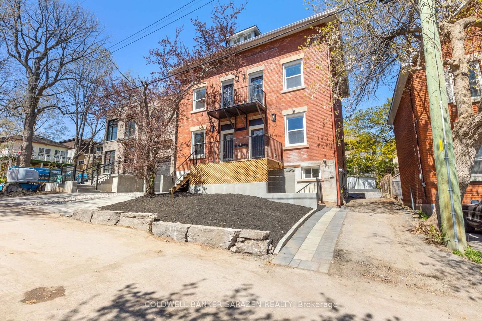 Property Photo:  447 Green Avenue 2  ON K1M 1L1 