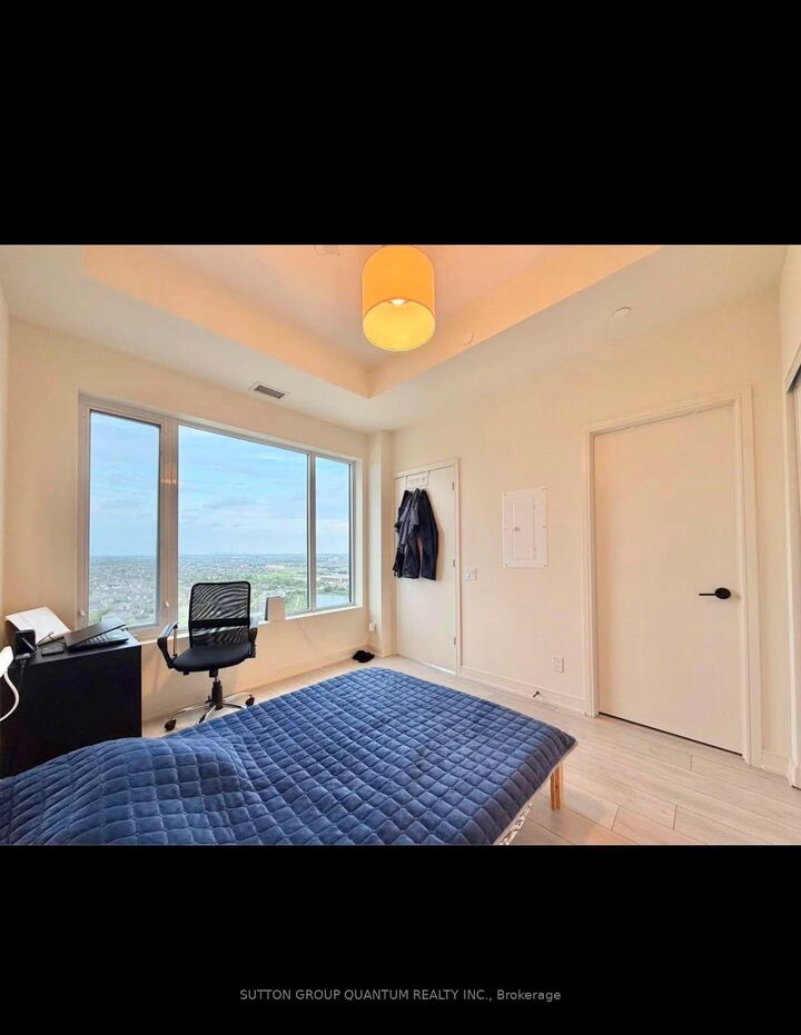 Property Photo: 8010 Derry Road W 1901 ON L9T 9N3