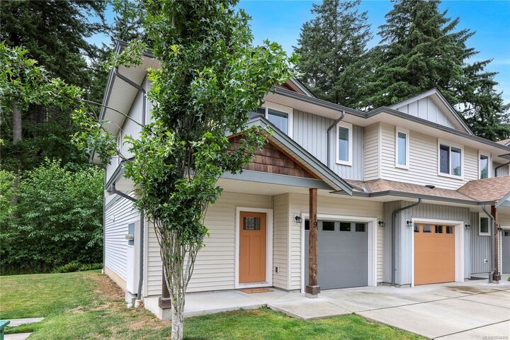 Property Photo: 2109 13th St NE #19 BC V9N 0B1