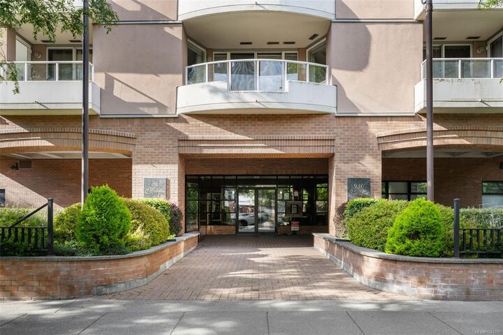 Property Photo: 930 Yates St #904 BC V8V 4Z3