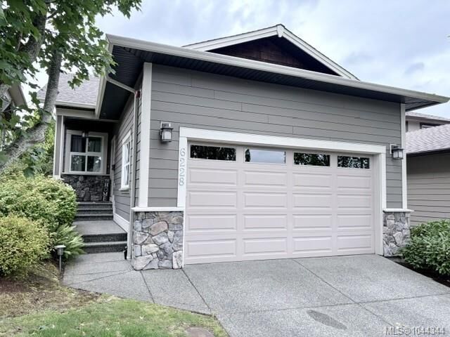 6228 Washington Way — photo 1