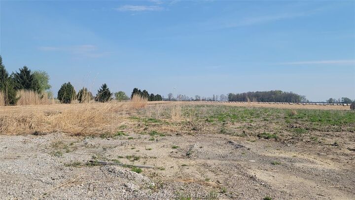 Property Photo:  V/L Mersea Rd 10 Road  ON N0P 2P0 
