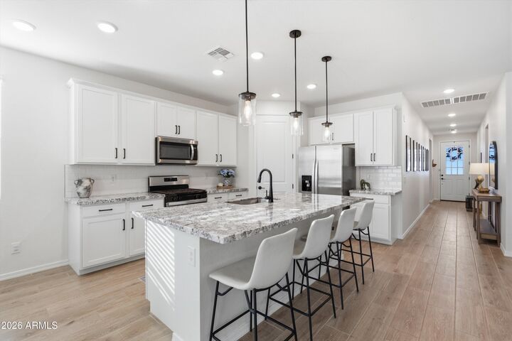 Property Photo:  4605 W Hazel Lane  AZ 85144 