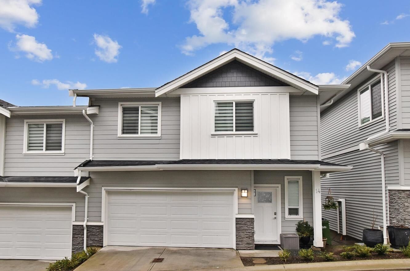 Property Photo:  31548 Upper Maclure Rd. 14  BC V2T 0J3 