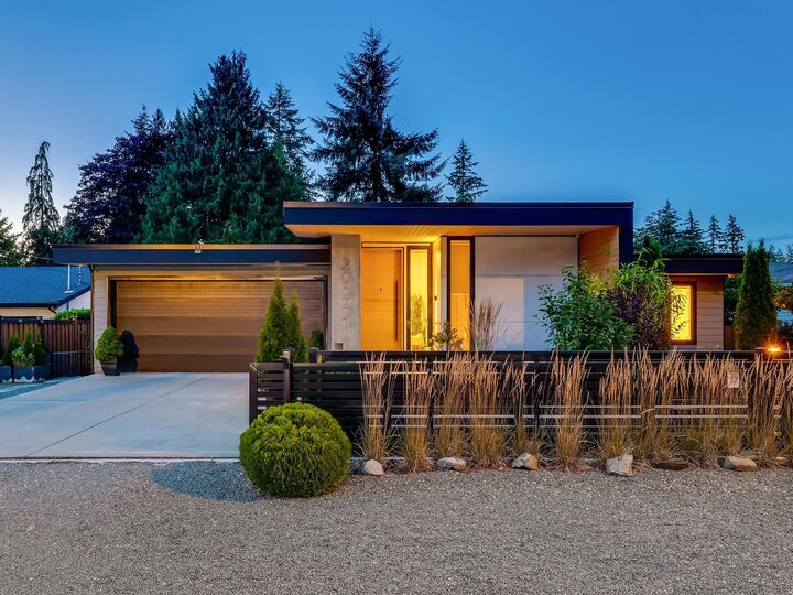 Property Photo:  20261 41 Avenue  BC V3A 2Z3 