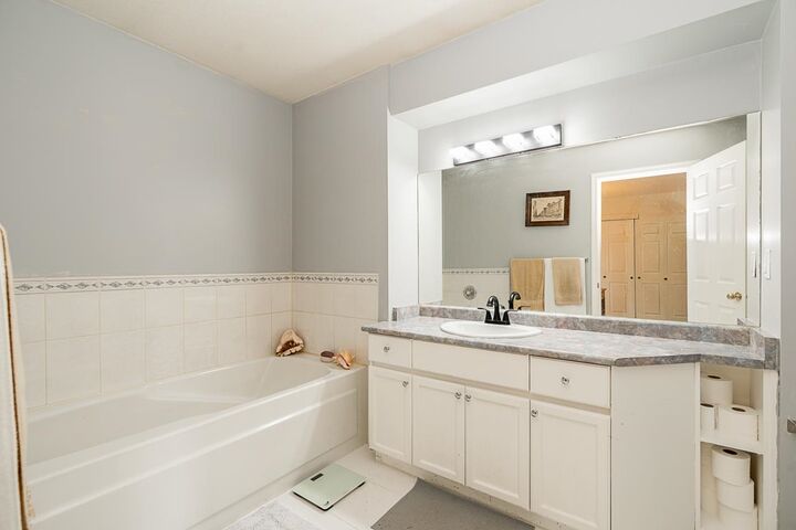 Property Photo: 23161 123A Avenue BC V2X 1X8