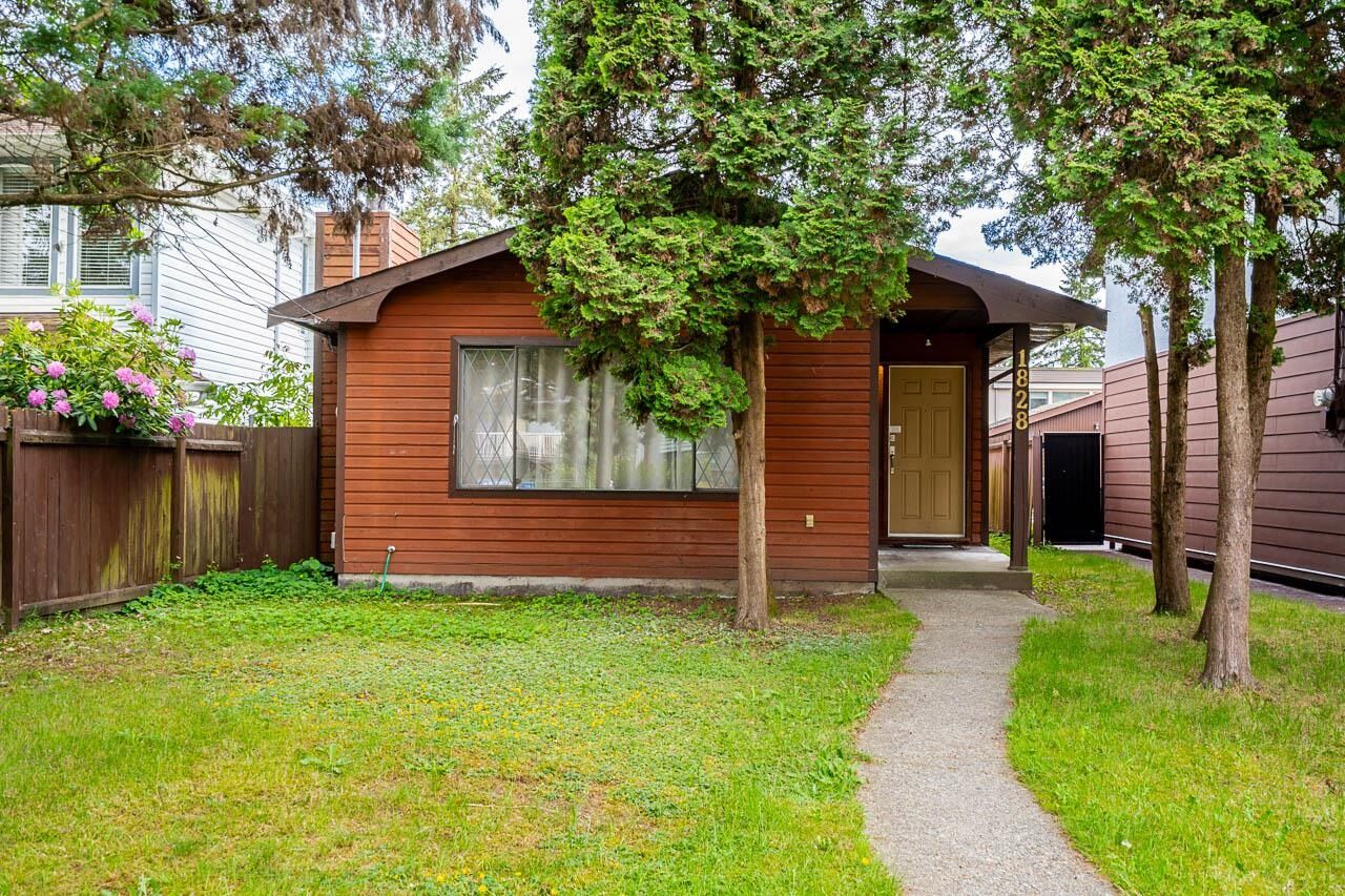 Property Photo: 1828 Prairie Avenue BC V3B 1V3