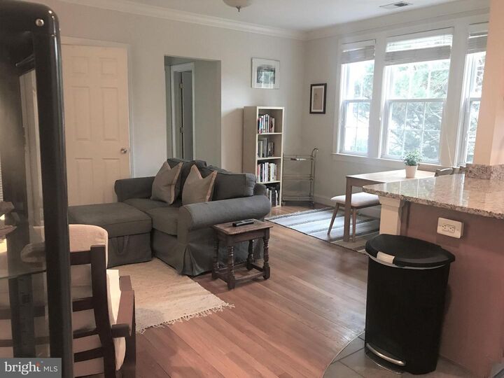 Property Photo:  401 Commonwealth Avenue 31A  VA 22301 
