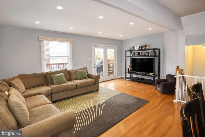 Property Photo: 206 Leafcup Road MD 20878