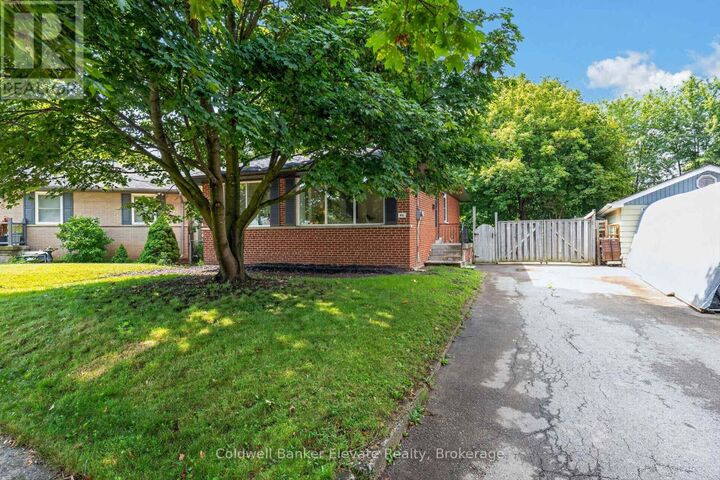 Property Photo: 46 McIntyre Crescent ON L7G 1N3