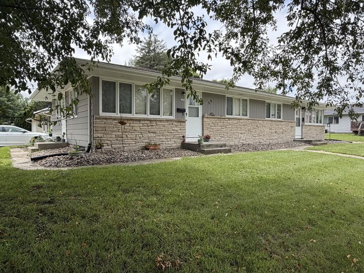 Property Photo:  3542/3544 Tripp Street  IA 50014 