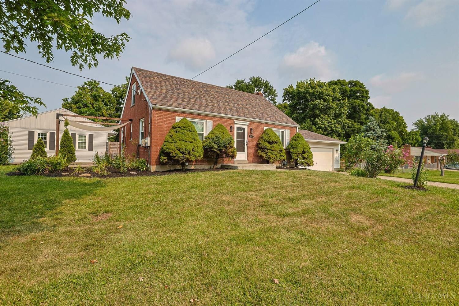 Property Photo: 556 Grandin Avenue OH 45246