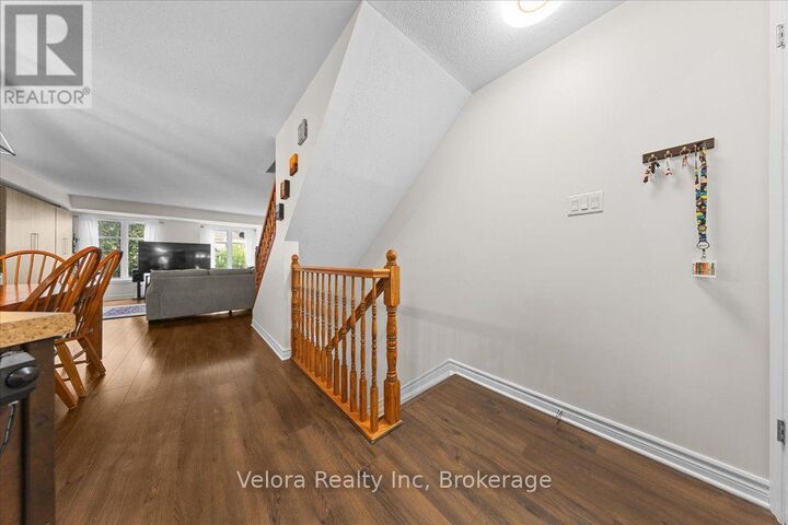 Property Photo: 583B Chapman Mills Drive ON K2J 5T1