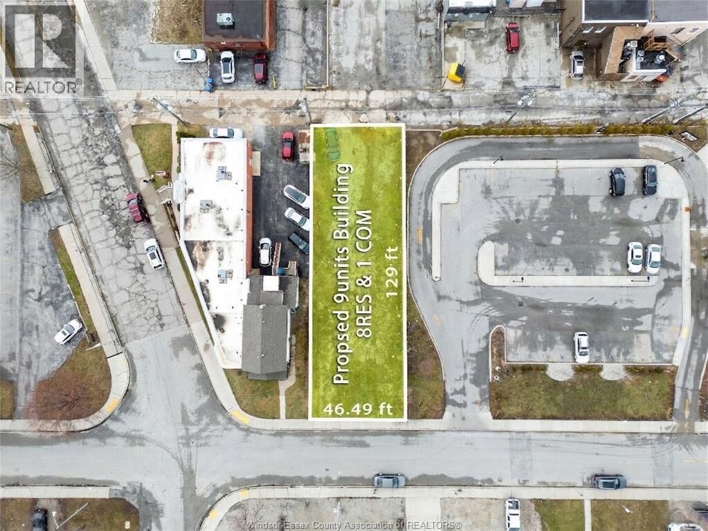 Property Photo:  667 Windsor Avenue  ON N9A 1J6 