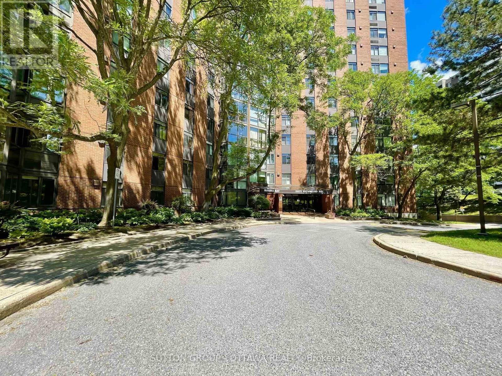 Property Photo: 2871 Richmond Road 810 ON K2B 8M5