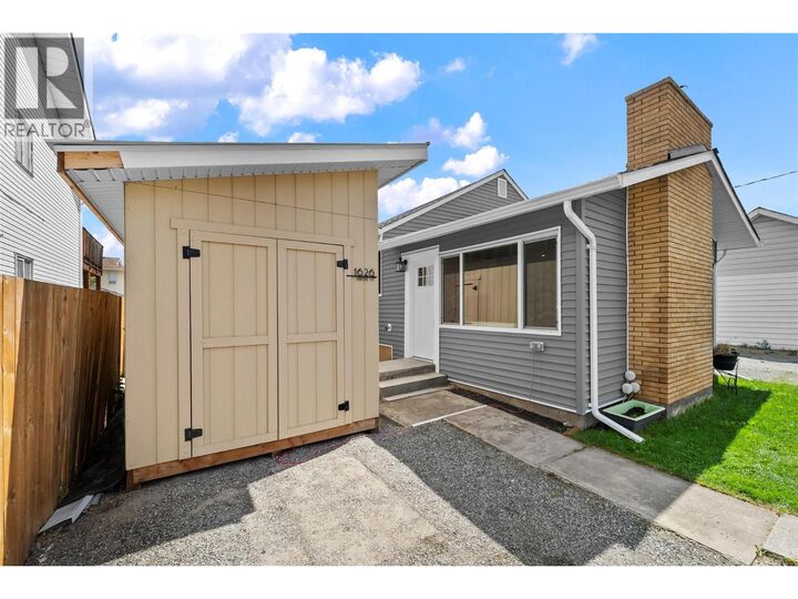 Property Photo:  1626 Greig Street  BC V1K 1B8 