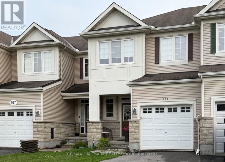 Property Photo:  565 Pepperville Crescent  ON K2M 0E6 