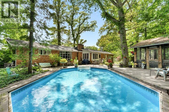 Property Photo: 1335 Laurier Drive ON N9J 1N2