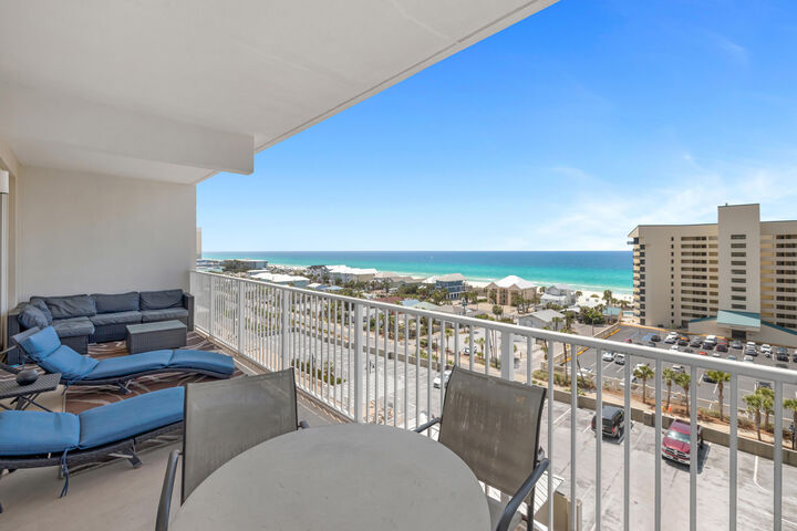 Property Photo:  9860 S Thomas Drive Unit 809  FL 32408 