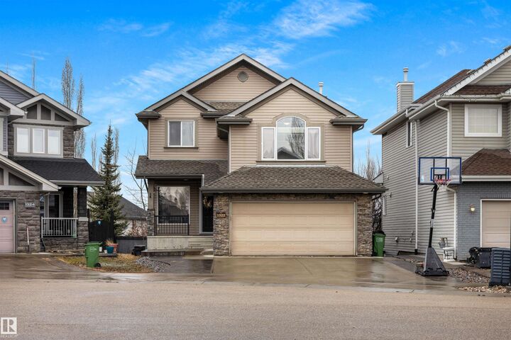 Property Photo: 1322 Malone Place NW AB T6R 0G6