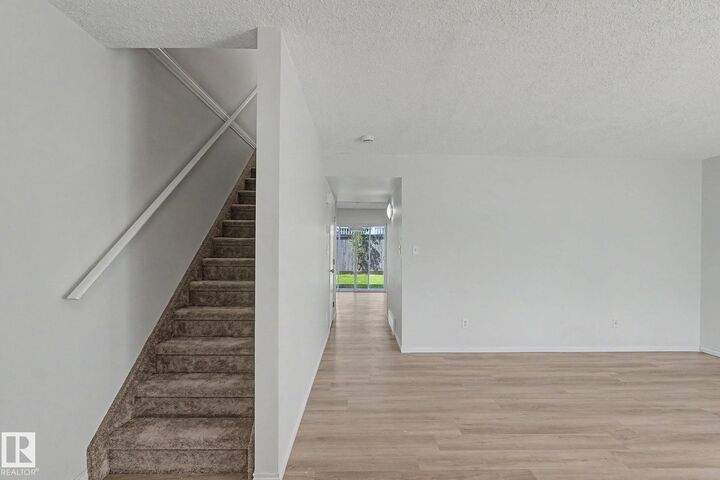 Property Photo:  180 Bridgeport Boulevard 152  AB T9E 8S1 