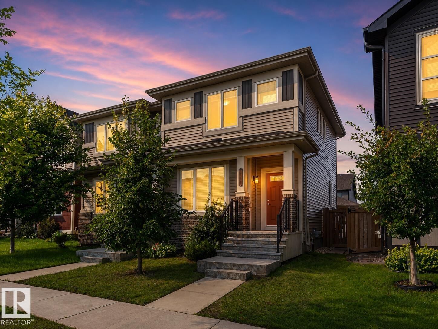 Property Photo: 2016 Cavanagh Drive SW AB T6W 3M6