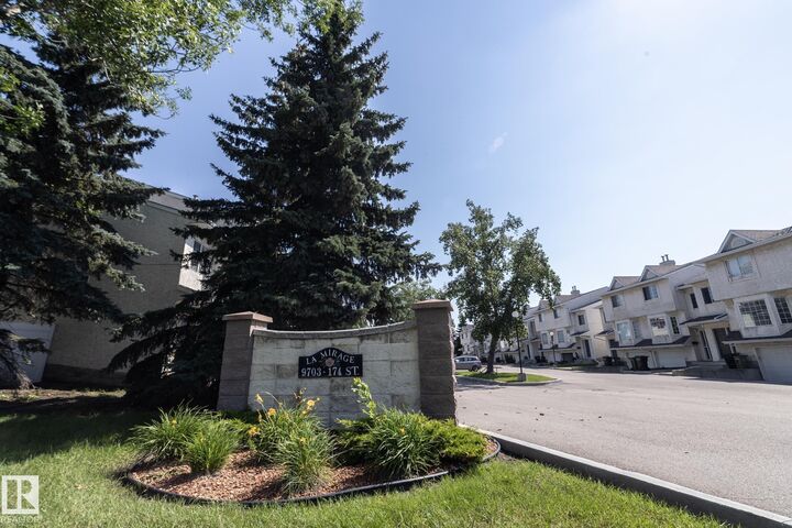 Property Photo: 9703 174 Street NW 11 AB T5T 6C5