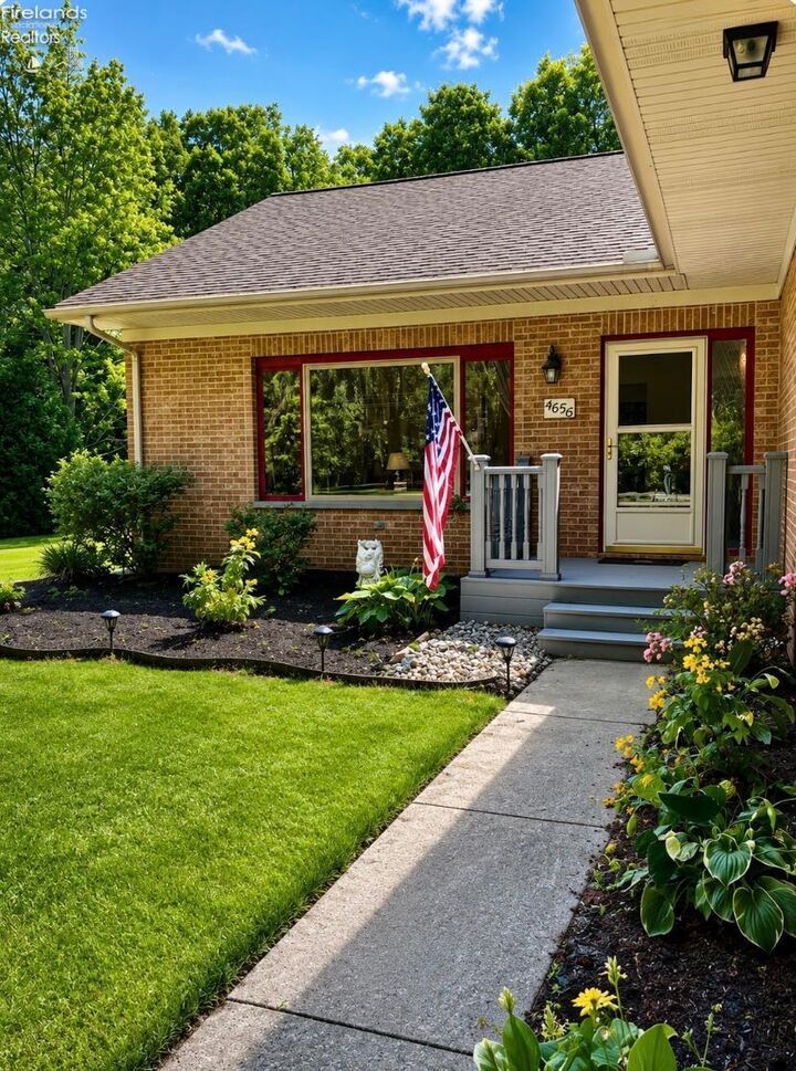 Property Photo: 4656 E Karlite Drive OH 43452
