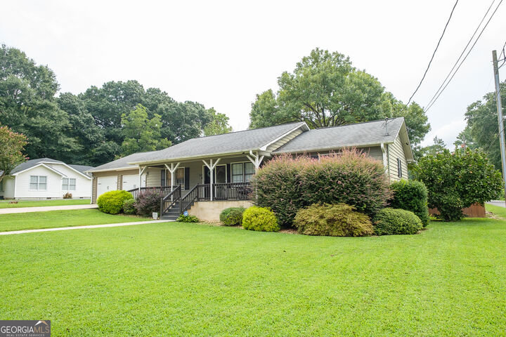 Property Photo: 105 Morgan Street GA 30153