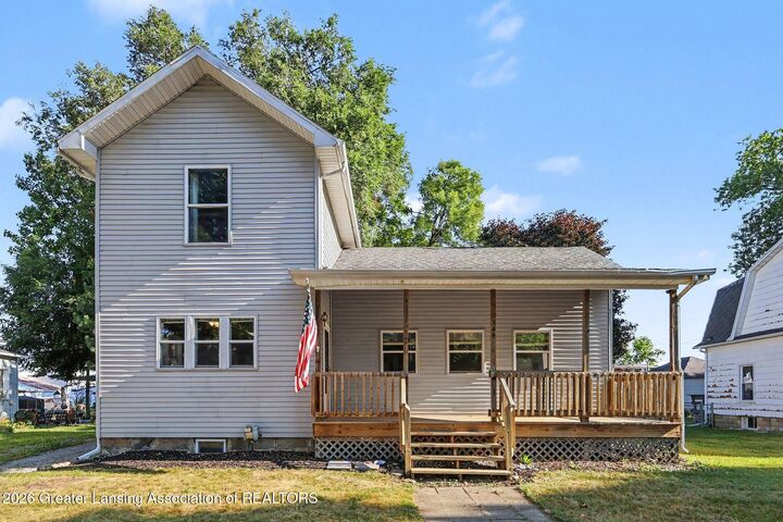 Property Photo: 144 Washington Street MI 48890