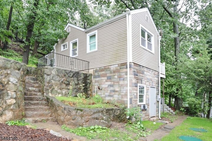 Property Photo: 13 Mountain Glen Rd NJ 07456