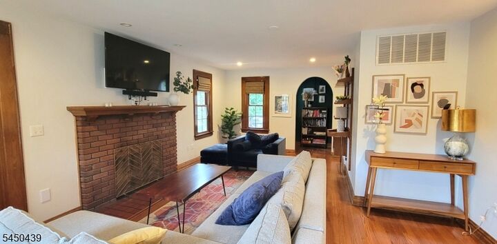 Property Photo:  14 Byrne Rd  NJ 07052 