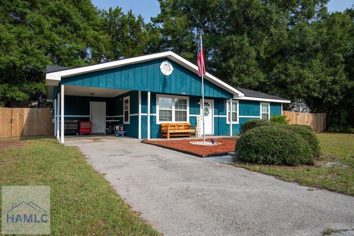 Property Photo:  208 Pineneedle Court  GA 31313 