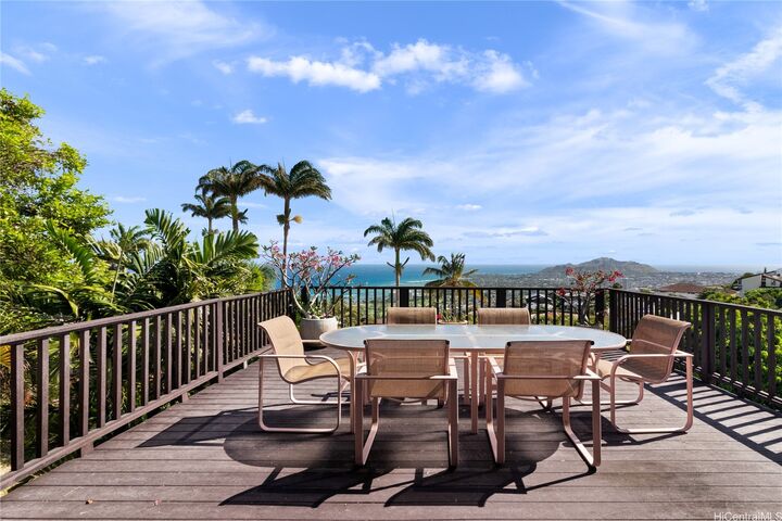 Property Photo:  1875 Kihi Street  HI 96821 