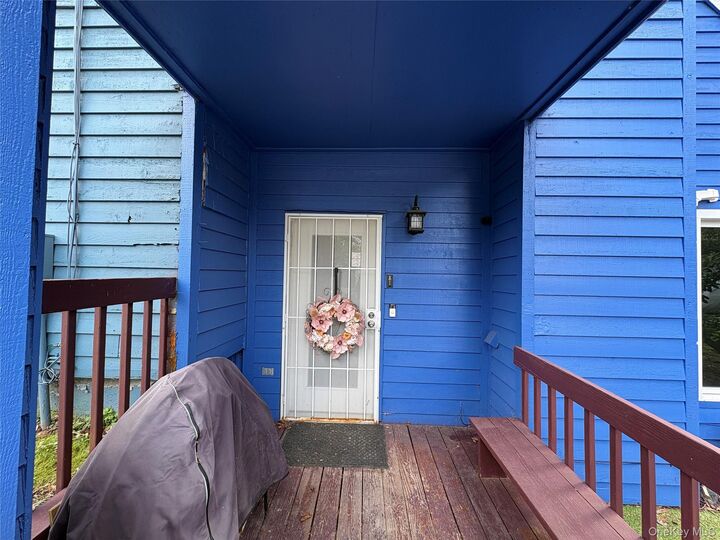 Property Photo:  13 Fox Ridge  NY 12789 