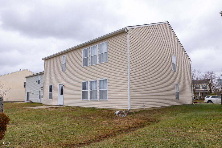 Property Photo: 2914 Branch Street IN 46184
