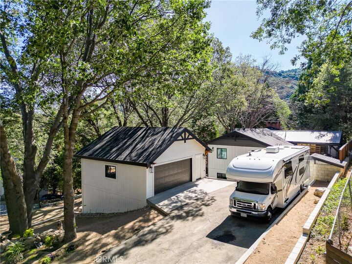 Property Photo:  374 Dunant  CA 92325 