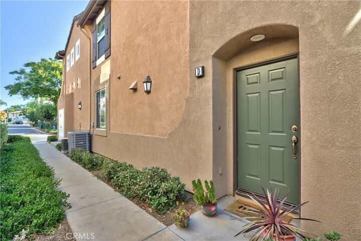 Property Photo:  39183 Flamingo Bay D  CA 92563 