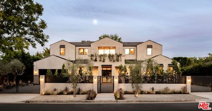 Property Photo:  5344 Oak Park Avenue  CA 91316 