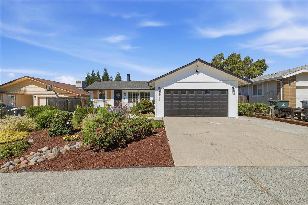 Property Photo: 3875 Parkway Place CA 95602