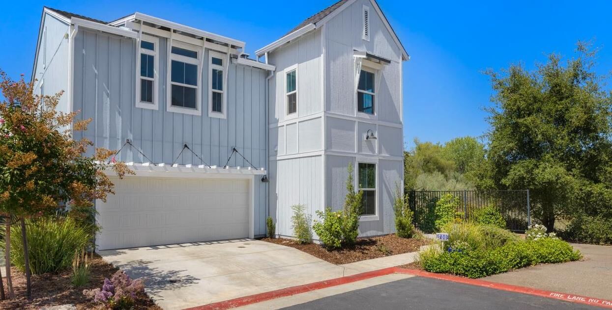 Property Photo: 700 Silo Street CA 95630
