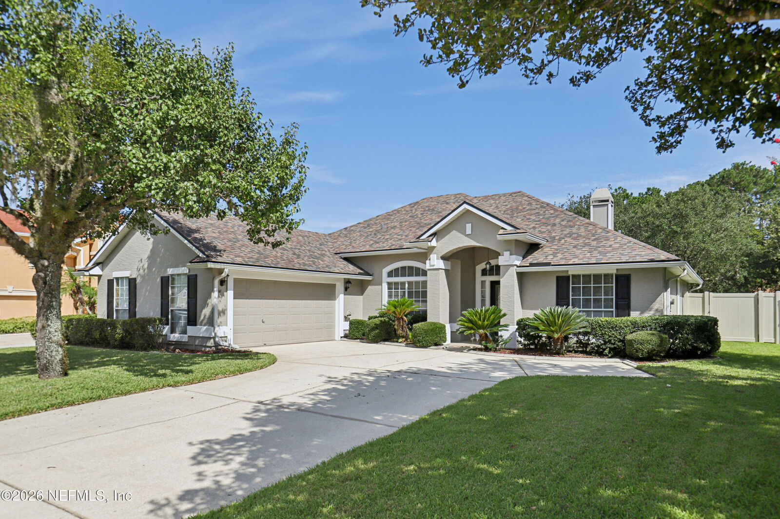 Property Photo:  2070 Thornhill Drive  FL 32003 