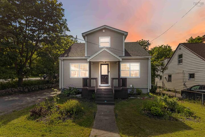 107 Herring Cove Road — photo 1