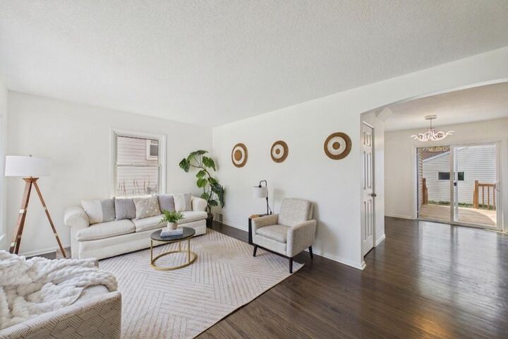 Property Photo: 2612 Georgia Avenue S MN 55426